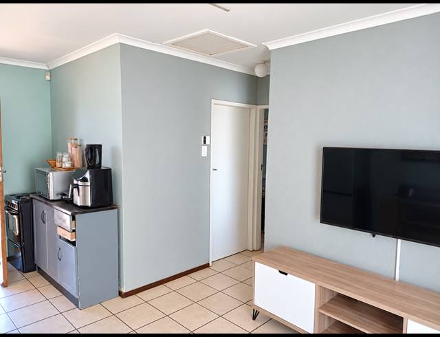 2 BEDROOM HOUSE FOR SALE IN SAVANNA CITY